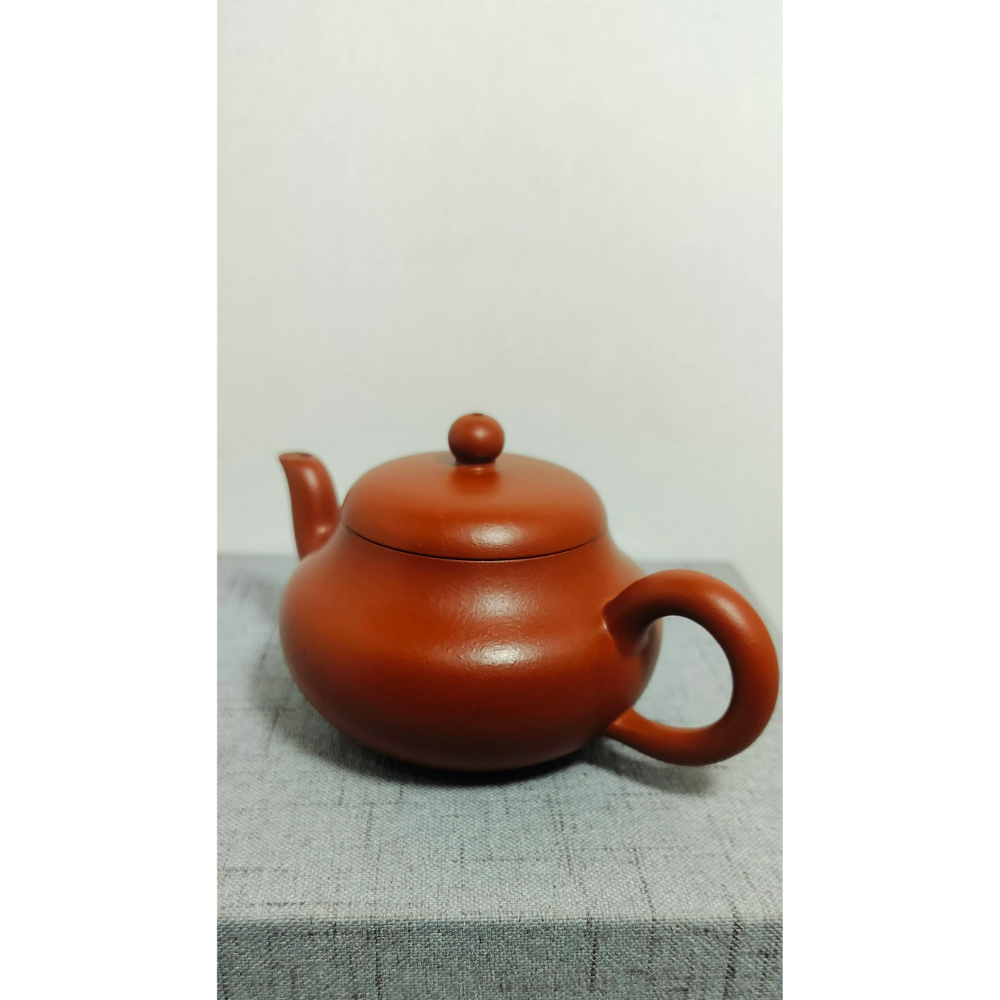 宜興朱泥壺-君德壺